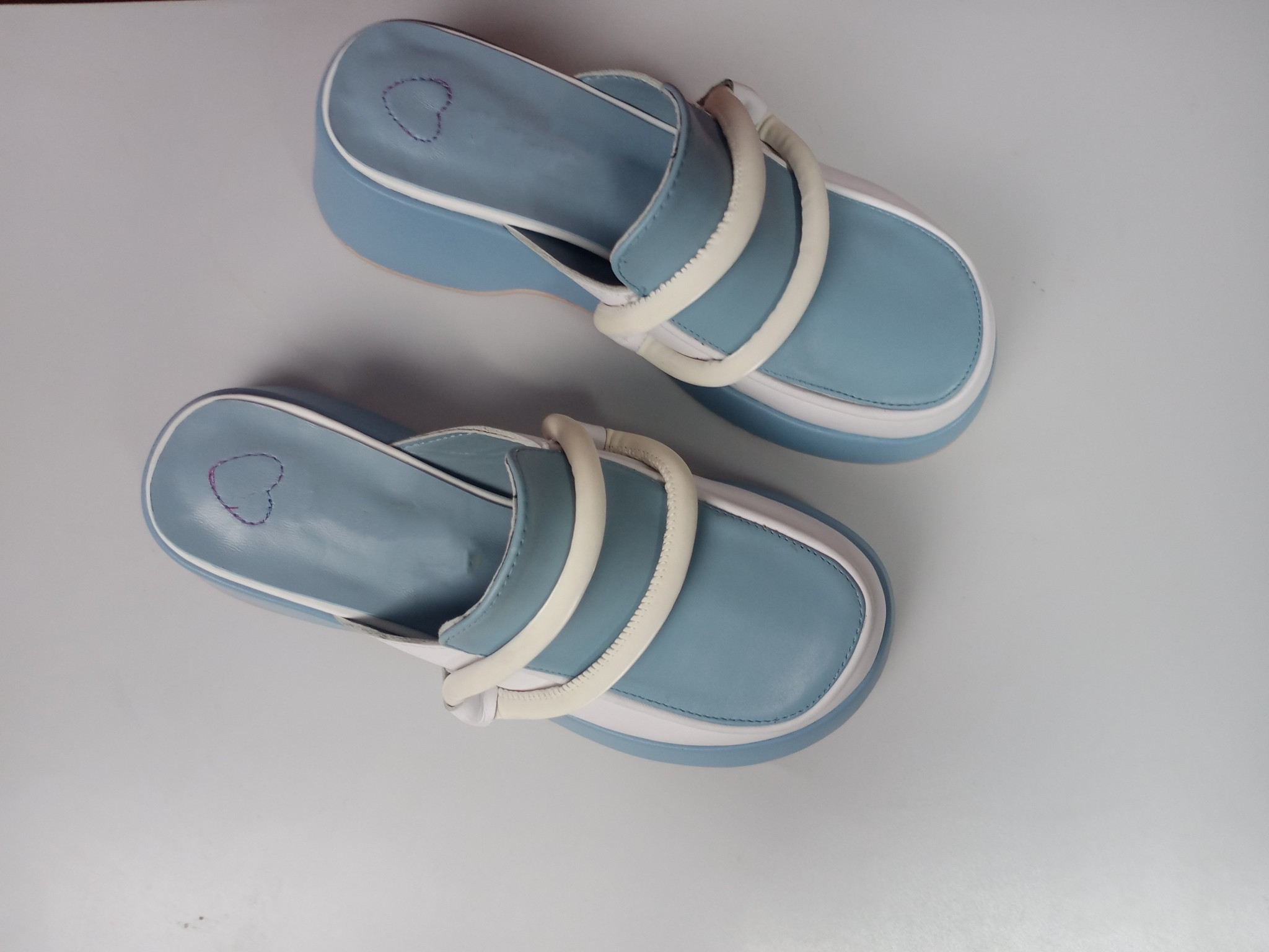 2021 Women Sandals Slippers Embroidery Designers Slides Sandal Floral Brocade Flip Flops Striped Beach Leather Rubber Flower Slipper Loafers With Box 0624, 01
2021 Women Sandals Slippers Embroidery Designers Slides Sandal Floral Brocade Flip Flops Striped Beach Leather Rubber Flower Slipper Loafers With Box 0624, 01