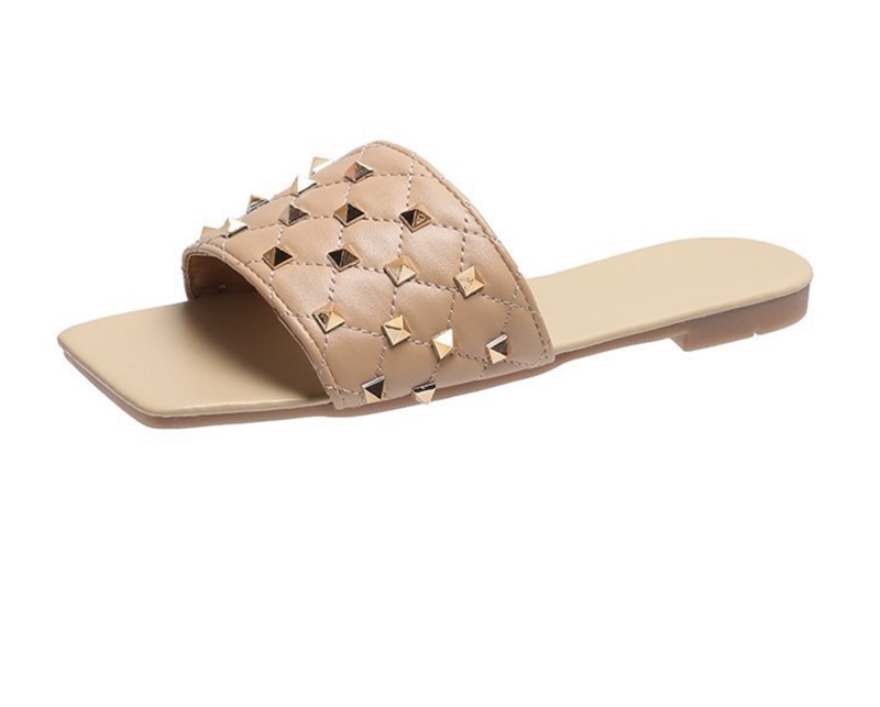 2021 Women Sandals Slides style rivet square head slipper Summer Beach Sexy Slippers Outdoor flip flops Top Quality 35-43 NO10, Black
2021 Women Sandals Slides style rivet square head slipper Summer Beach Sexy Slippers Outdoor flip flops Top Quality 35-43 NO10, Black