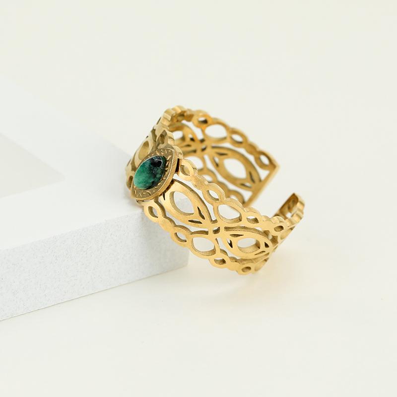 Wedding Rings Vintage Personality Open Stainless Steel Ring For Women Inlaid Turquoise Hollow Titanium Ins Fashion Jewelry, Slivery;golden
Wedding Rings Vintage Personality Open Stainless Steel Ring For Women Inlaid Turquoise Hollow Titanium Ins Fashion Jewelry, Slivery;golden