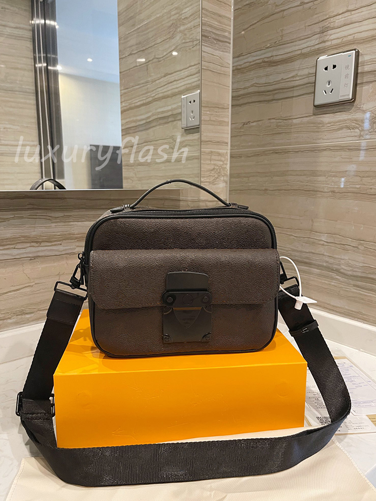Mens Designer Lock Messenger Bag Luxury Women Envelope Purses Calfskin Crossbody Bags 2021 Latest Autumn and Winter Shouler Handbags, Box(not sale separately)
Mens Designer Lock Messenger Bag Luxury Women Envelope Purses Calfskin Crossbody Bags 2021 Latest Autumn and Winter Shouler Handbags, Box(not sale separately)