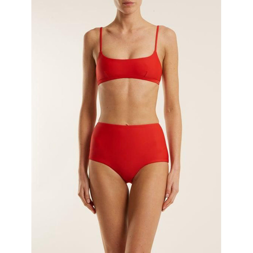 Women's Tracksuits Summer's Sexy Red Bikini Top Sling Vest Tight Shorts Two Sets 9B85
Women's Tracksuits Summer's Sexy Red Bikini Top Sling Vest Tight Shorts Two Sets 9B85