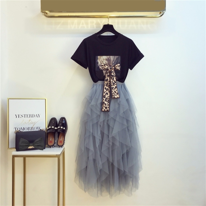 Beautiful Two-piece sets Summer Women Short Sleeve Leopard Bow T-shirt + Mesh Skirt Female Set suits A948 210519
Beautiful Two-piece sets Summer Women Short Sleeve Leopard Bow T-shirt + Mesh Skirt Female Set suits A948 210519