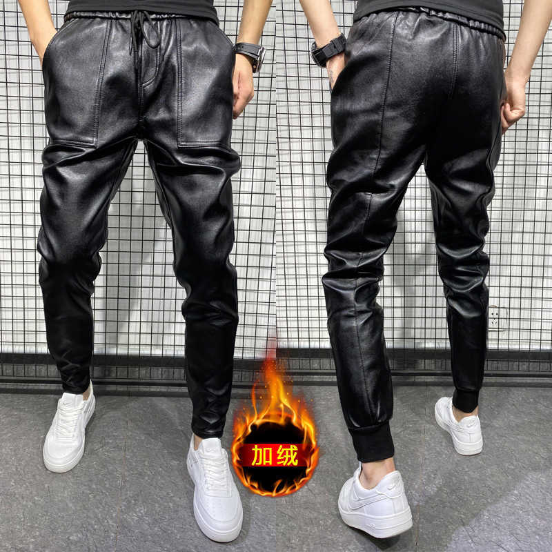 Arrivals Winter Thick Warm PU Leather Pants Men Clothes Simple Big Pocket Windproof Casual Trousers Black Plus Size 40 210810