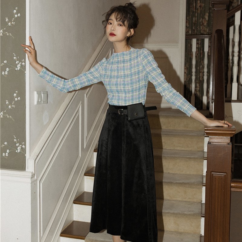 CHEERART Plaid T Shirt Women Permanent Pleat Vintage Long Sleeve Crop Top Tee Shirt Femme Underwear Clothes 210406