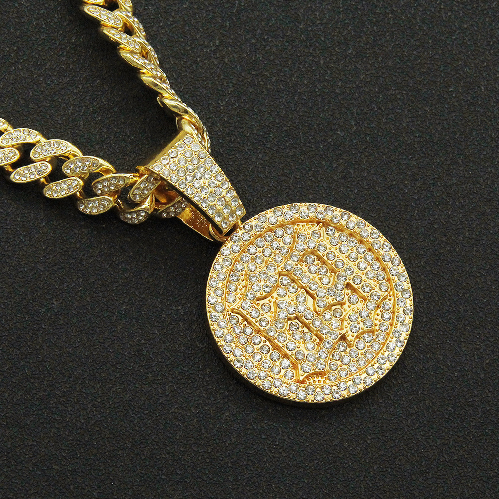 Pendant Necklaces European and American Personalized Trendy Digital round Brand Full Diamond Three-Dimensional Pendant Cuban Link Chain Necklace Nightclub Str
Pendant Necklaces European and American Personalized Trendy Digital round Brand Full Diamond Three-Dimensional Pendant Cuban Link Chain Necklace Nightclub Str