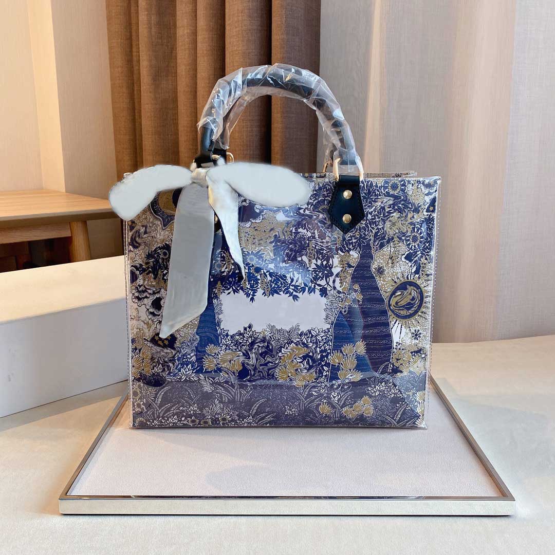 Famous Stylist Women's bag 21SS Female Desingers High Quaity Handbags Luxury Lady Casual Clutch Bags Socialite 2 Style Color, Make difference
Famous Stylist Women's bag 21SS Female Desingers High Quaity Handbags Luxury Lady Casual Clutch Bags Socialite 2 Style Color, Make difference