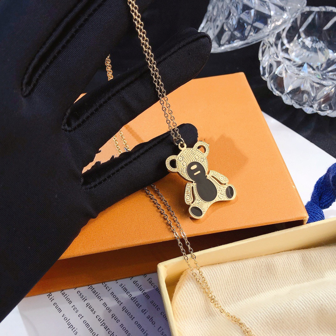 2022 style mens and women pendant necklaces fashion designer designer stainless steel necklace man Valentines day gifts for woman
2022 style mens and women pendant necklaces fashion designer designer stainless steel necklace man Valentines day gifts for woman