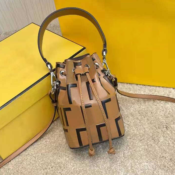 2022 Top luxury designer Mini Bucket Bag Shoulder Bags Handbag women's fashion leather handbags handbag wholesalehandbag, Pink
2022 Top luxury designer Mini Bucket Bag Shoulder Bags Handbag women's fashion leather handbags handbag wholesalehandbag, Pink