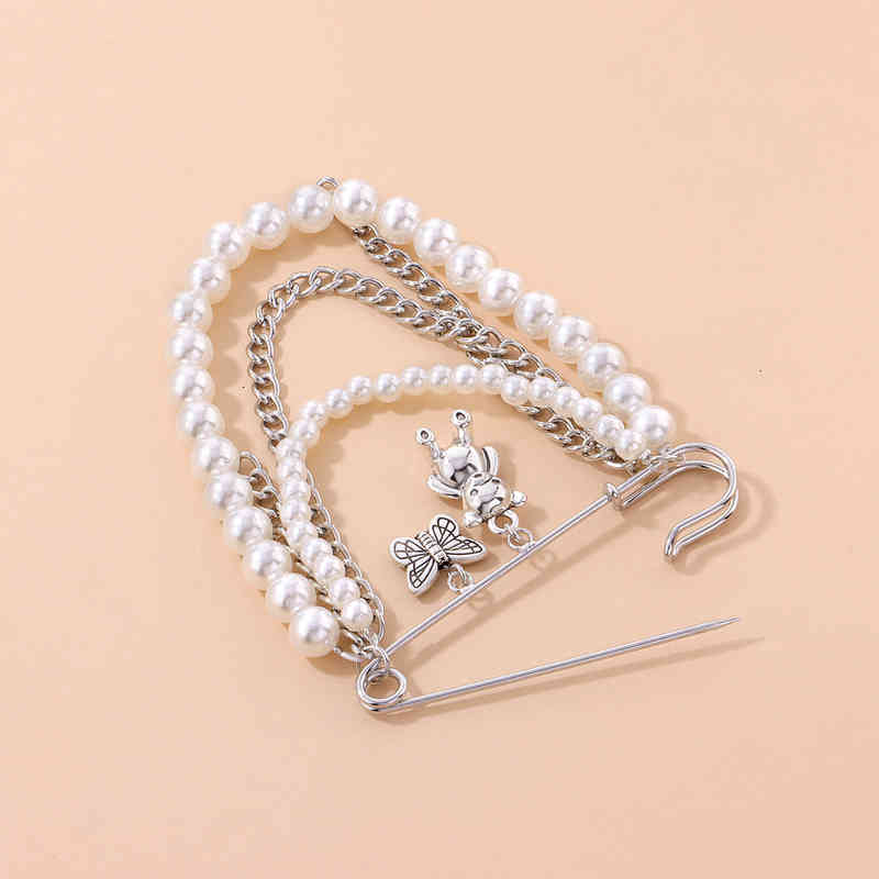 Brooch Jewelry Products Butterfly Bear Pearl Chain Fashion Multi Element Pin Accessories