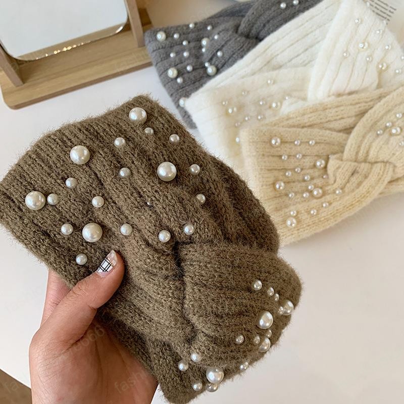 Women Fashion Knitted Headband Elegant Temperament Pearl Wide-brimmed Hair Bands Autumn Winter Warm Headwear Hair Accessories