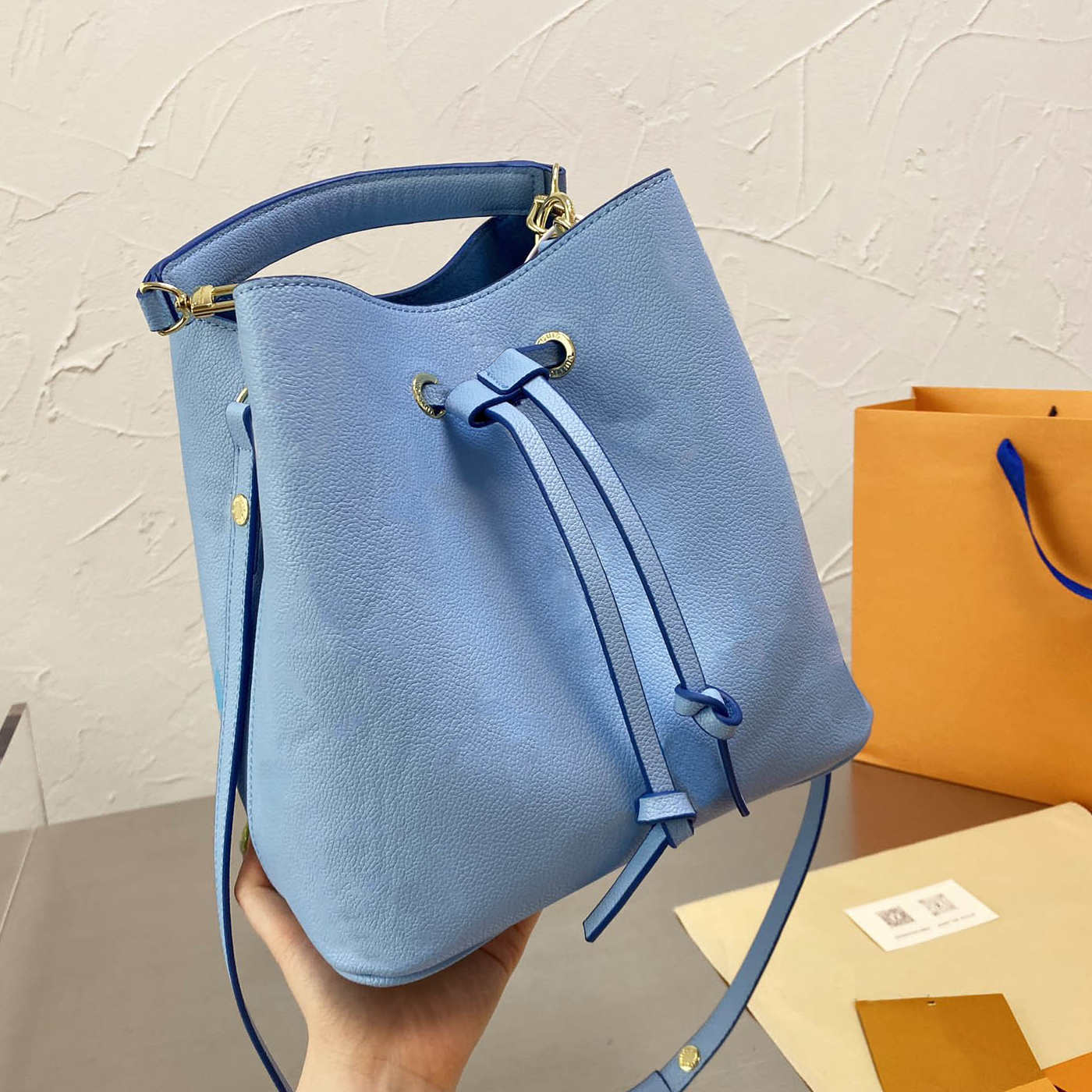 Designer Bags Fashion Drawstring Shoulder Bag Handbag Women Handbags Adjustable Long Strap Pack
Designer Bags Fashion Drawstring Shoulder Bag Handbag Women Handbags Adjustable Long Strap Pack