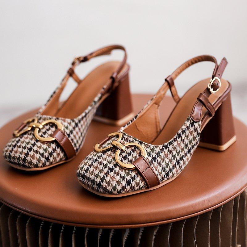 Dress Shoes Women's Sandals Summer Fashion Bun-toe Root Sandal High Heel Quality PU Flow Square Head, Chocolate
Dress Shoes Women's Sandals Summer Fashion Bun-toe Root Sandal High Heel Quality PU Flow Square Head, Chocolate