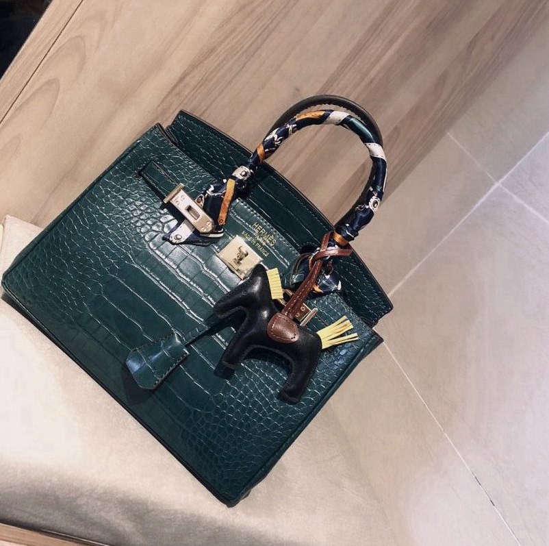 luxury brand leather bag handbag handbags wallet famous women crossbody fashion vintage shoulder bags - a3506, Red;black
luxury brand leather bag handbag handbags wallet famous women crossbody fashion vintage shoulder bags - a3506, Red;black