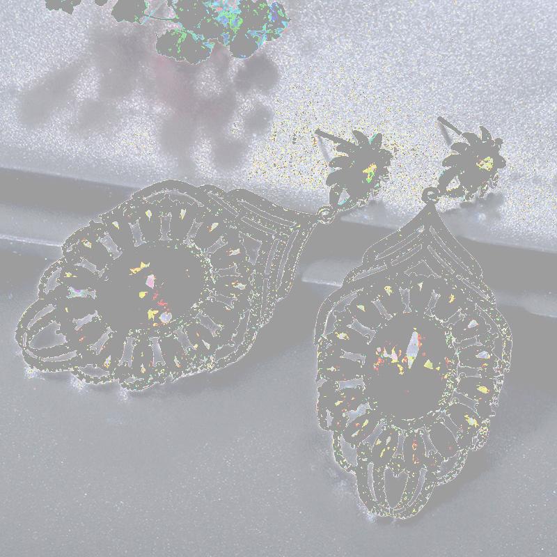 Dangle & Chandelier ThreeGraces Design Luxury Cubic Zirconia Big Drop Wedding Earrings For Women Party Accessories Jewelry Gift ER274, Silver
Dangle & Chandelier ThreeGraces Design Luxury Cubic Zirconia Big Drop Wedding Earrings For Women Party Accessories Jewelry Gift ER274, Silver
