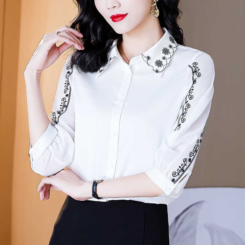 Fashion Women's Shirt Embroidery Blouses for Women White Satin s Polo Neck Office Lady Blouse Tops Female Woman Basic 210604
Fashion Women's Shirt Embroidery Blouses for Women White Satin s Polo Neck Office Lady Blouse Tops Female Woman Basic 210604