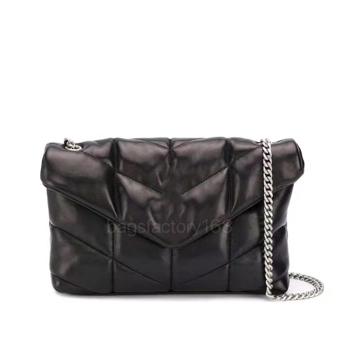 French fashion luxury classic loulou sheepskin thread chain bag soft and delicate cloud bags large capacity hardware quality single shoulder package solid color, Customize
French fashion luxury classic loulou sheepskin thread chain bag soft and delicate cloud bags large capacity hardware quality single shoulder package solid color, Customize