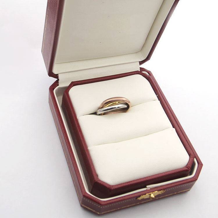 Luxury Designer Jewelry Women Ring Tri-color Couple Ring Inletted Three Rings High end Fashion Design
Luxury Designer Jewelry Women Ring Tri-color Couple Ring Inletted Three Rings High end Fashion Design