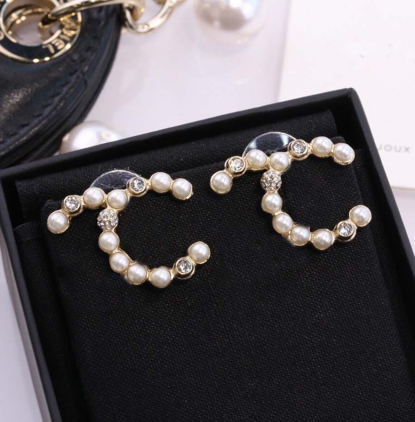 2021 Top quality stud earring with diamond and nature pearl for women wedding jewelry gift have box stamp PS3029A, Golden
2021 Top quality stud earring with diamond and nature pearl for women wedding jewelry gift have box stamp PS3029A, Golden
