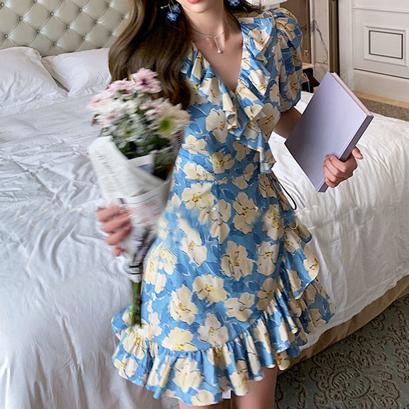 Korean Style Short Sleeve Elegant Floral Dress Women V-neck Printed Dress Sweet Beach Dress for Females Casual Summer Chic 210521