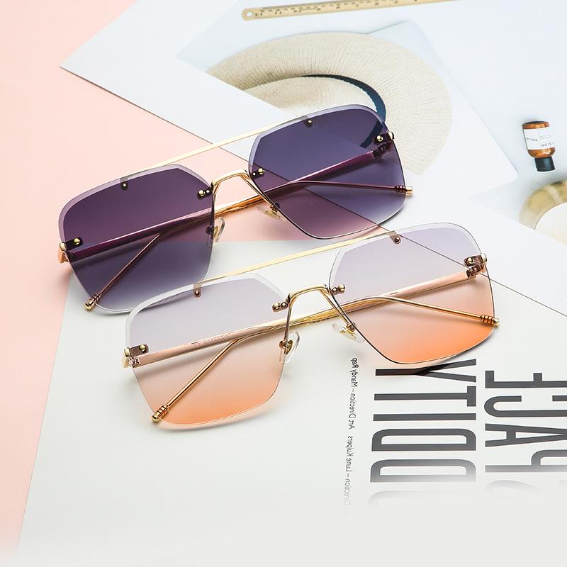 Personality Designer Glasses Modern Eyewear New Box Fashion And Women Sunglasses Trend Small Men Colorful Dofif
Personality Designer Glasses Modern Eyewear New Box Fashion And Women Sunglasses Trend Small Men Colorful Dofif