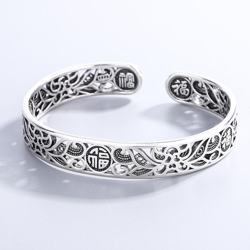 Bangle Miuoxion Retro Pattern Hollow Bracelet Fashion Personality Party Jewelry For Women Feature Namour Charm Gift All Seasons
Bangle Miuoxion Retro Pattern Hollow Bracelet Fashion Personality Party Jewelry For Women Feature Namour Charm Gift All Seasons