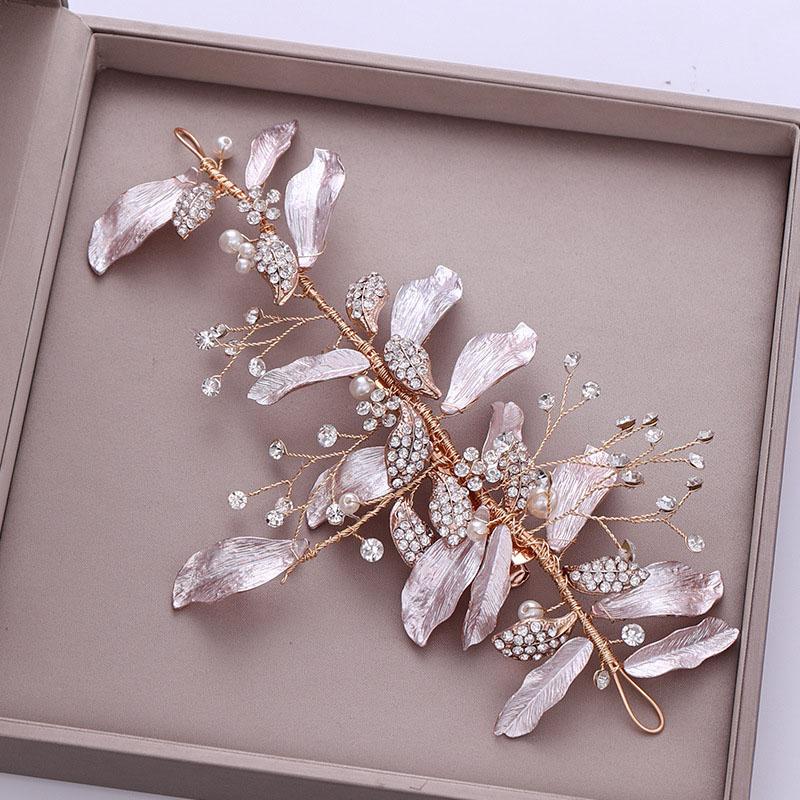 Hair Clips & Barrettes Fashion Gold/Silver Color Leaf Crystal Pearl Princess Women Party Hairpins Noiva Bride Wedding Jewelry Accessories, Golden;silver
Hair Clips & Barrettes Fashion Gold/Silver Color Leaf Crystal Pearl Princess Women Party Hairpins Noiva Bride Wedding Jewelry Accessories, Golden;silver