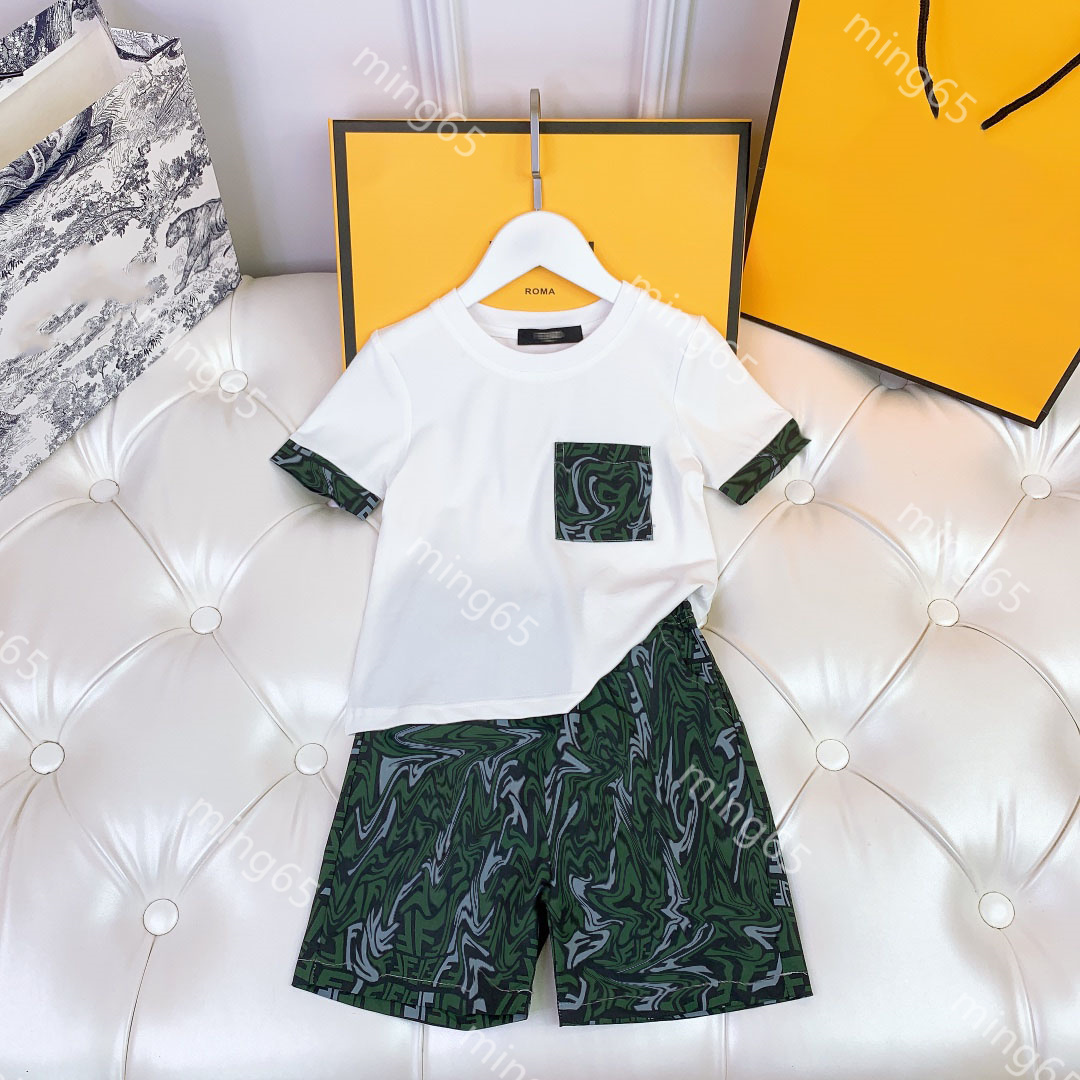 Casual Designers Clothes Kids short-sleeved sets cotton letter printed baby clothese fashion boy summer 2021 shorts two-piece suit, White
Casual Designers Clothes Kids short-sleeved sets cotton letter printed baby clothese fashion boy summer 2021 shorts two-piece suit, White