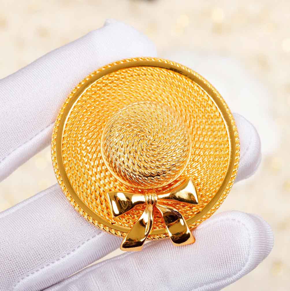 Hat shape brooch in 18k gold plated for women engagement jewelry gift P3693