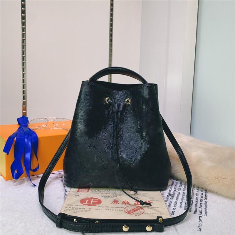 2021 néonoé NeoNoe Noir Neo Noe Adjustable Top Handle Or Shoulder Crossbody Bag Size:26X22X27 V-269
2021 néonoé NeoNoe Noir Neo Noe Adjustable Top Handle Or Shoulder Crossbody Bag Size:26X22X27 V-269
