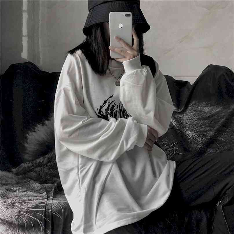 goth bottoming shirt equipped with men women autumn Korean vintage printing loose bf O-neck long-sleeved T-shirt white top 210720
goth bottoming shirt equipped with men women autumn Korean vintage printing loose bf O-neck long-sleeved T-shirt white top 210720