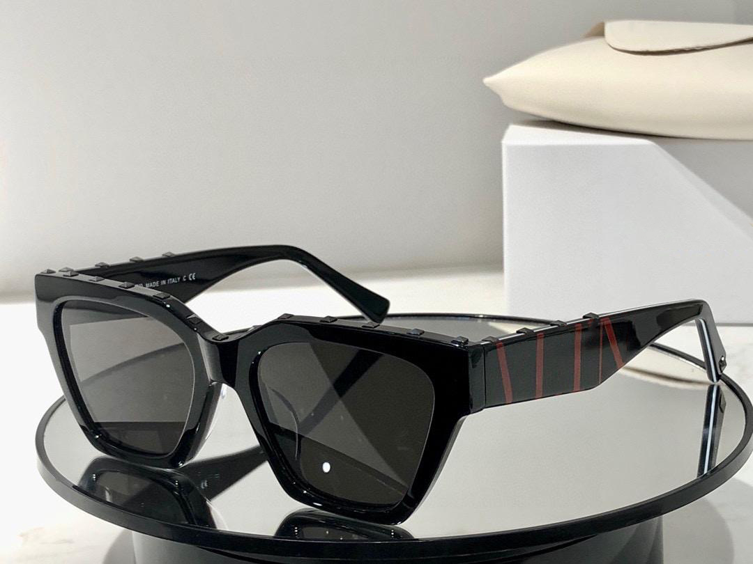 Sunglasses For Women Summer style Anti-Ultraviolet 4046 Retro Plate Plank full frame fashion Eyeglasses Random Box
Sunglasses For Women Summer style Anti-Ultraviolet 4046 Retro Plate Plank full frame fashion Eyeglasses Random Box