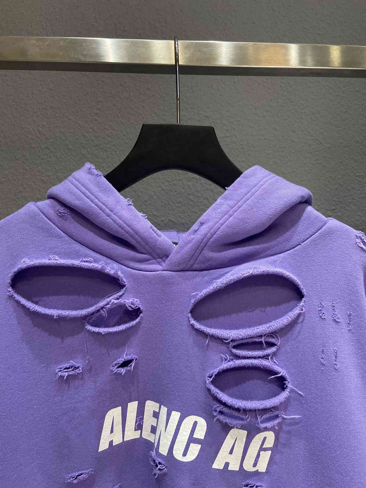 Factory Outlet Luxury Brand Hoodie High version b family art hole new of facial cleanser sewing, weaving, dyeing, thick, K3TI, Xiang yu zi
Factory Outlet Luxury Brand Hoodie High version b family art hole new of facial cleanser sewing, weaving, dyeing, thick, K3TI, Xiang yu zi