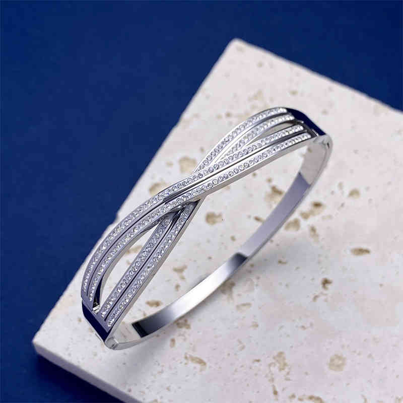 Charm Bracelets Cross Hand Jewelry Flash Diamond Non Fading Titanium Steel Trend