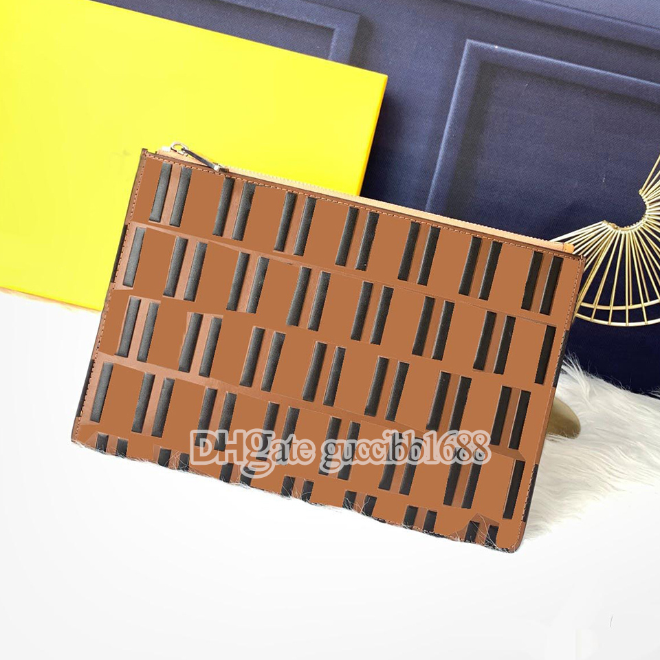 Luxury designers womens large clutch bag high quality classic brown letters printed embossed Genuine Leather mens handbag purses hand bags
Luxury designers womens large clutch bag high quality classic brown letters printed embossed Genuine Leather mens handbag purses hand bags