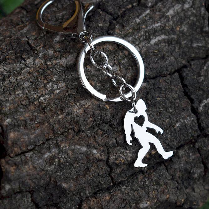 Keychains SanLan 12pcs Bigfoot Keychain Sasquatch