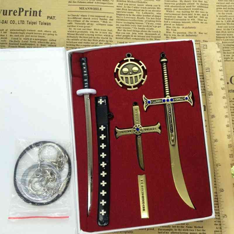 CWFDY 6pcs/set ONE PIECE Keychain Trafalgar Law Ring Holder Dracule Mihawk Black Sword Toy Key Chain Men Chaveiro Cosplay 210409