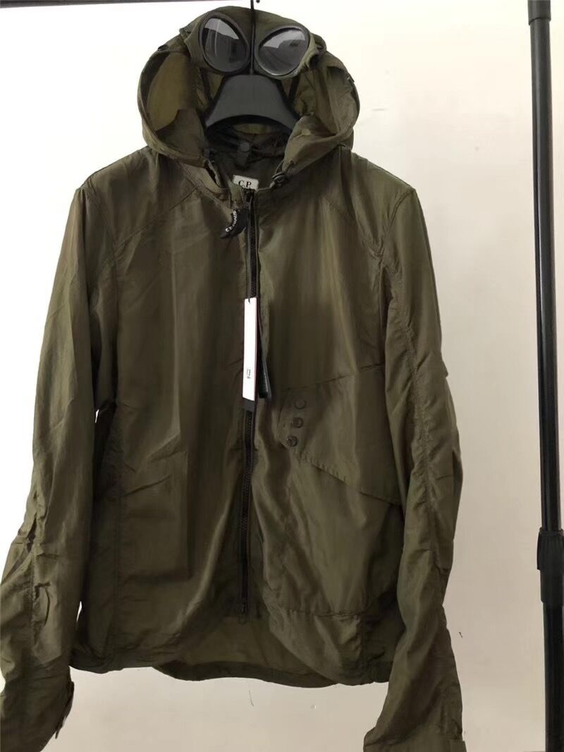 Two lens windproof jacket metal nylon outdoor windbreaker casual pocket men GOGGLE hoodies tracksuit black army green high quality size -XXL
Two lens windproof jacket metal nylon outdoor windbreaker casual pocket men GOGGLE hoodies tracksuit black army green high quality size -XXL