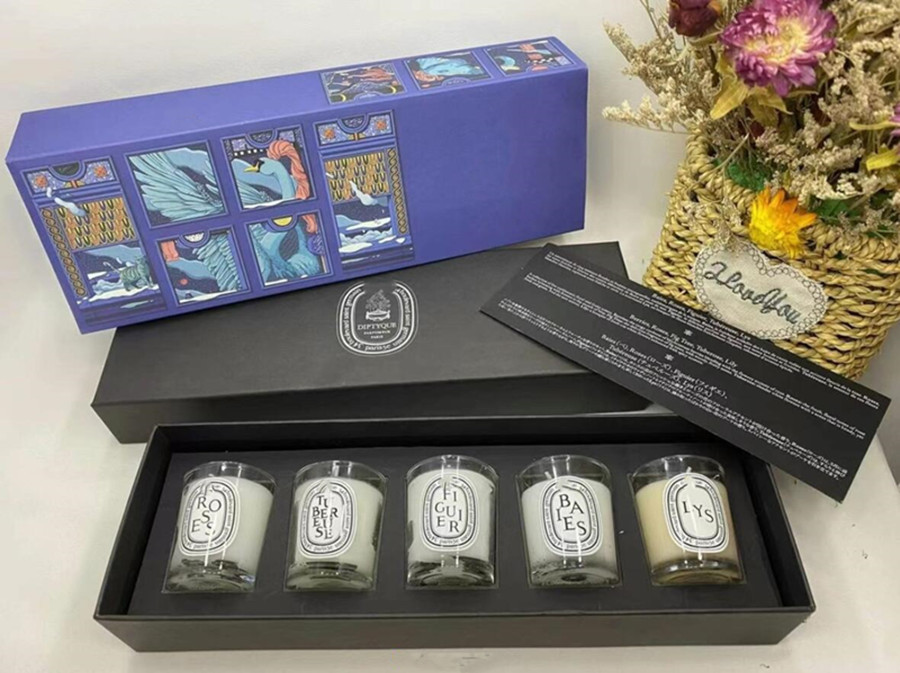 EPACK Car Air Freshener Perfume Set Ilio Tam Dao Floral Woody Musk Black Label Light Fragrance 100ML EDP
EPACK Car Air Freshener Perfume Set Ilio Tam Dao Floral Woody Musk Black Label Light Fragrance 100ML EDP