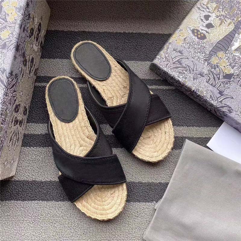 Fashion Women slippers Straw Embroidery Cross Sandal lats Flip Flops Shoes Summer Beach Canvas Slides Bohemian Diamond Slipper With box
Fashion Women slippers Straw Embroidery Cross Sandal lats Flip Flops Shoes Summer Beach Canvas Slides Bohemian Diamond Slipper With box
