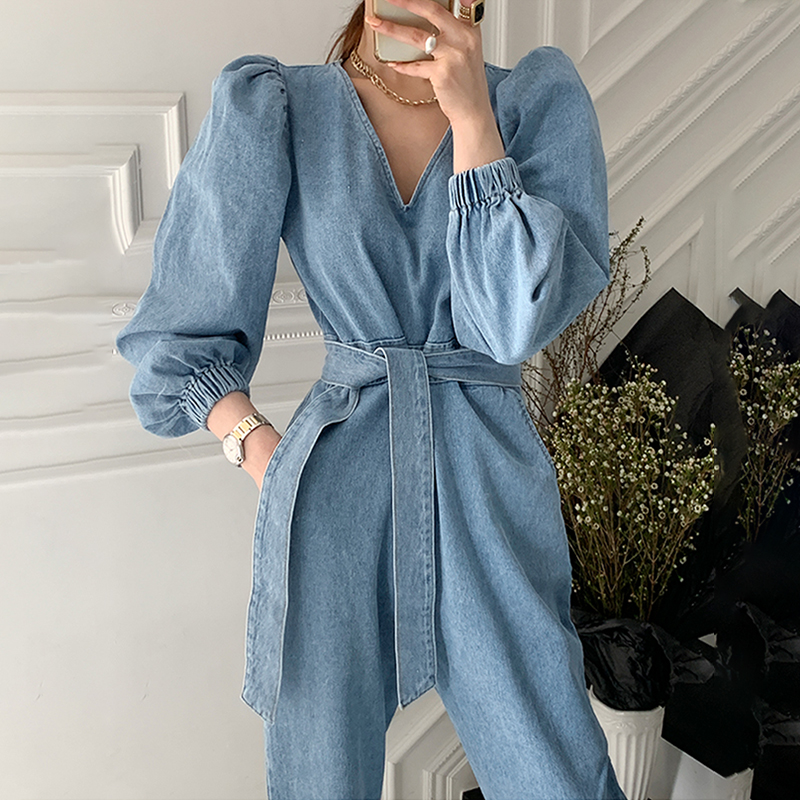 Korean Style Jumpsuit Women Vintage Jeans Long Sleeve V-neck Loose Casual Ladies Denim Rompers 2021 Spring Combinaison Femme, Blue
Korean Style Jumpsuit Women Vintage Jeans Long Sleeve V-neck Loose Casual Ladies Denim Rompers 2021 Spring Combinaison Femme, Blue