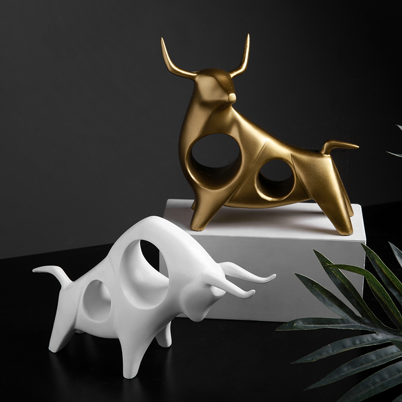 Modern Abstract Animal Cow Statue Resin Sculpture Home Decoration Accessories Desktop Ornaments
