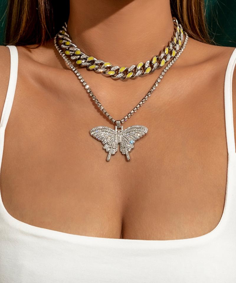 Chains Bohemian Big Iced Out Rhinestone Butterfly Pendant Necklace Women Kpop Neck Jewelry Punk Chunky Cuban Link Double Layer, Silver
Chains Bohemian Big Iced Out Rhinestone Butterfly Pendant Necklace Women Kpop Neck Jewelry Punk Chunky Cuban Link Double Layer, Silver