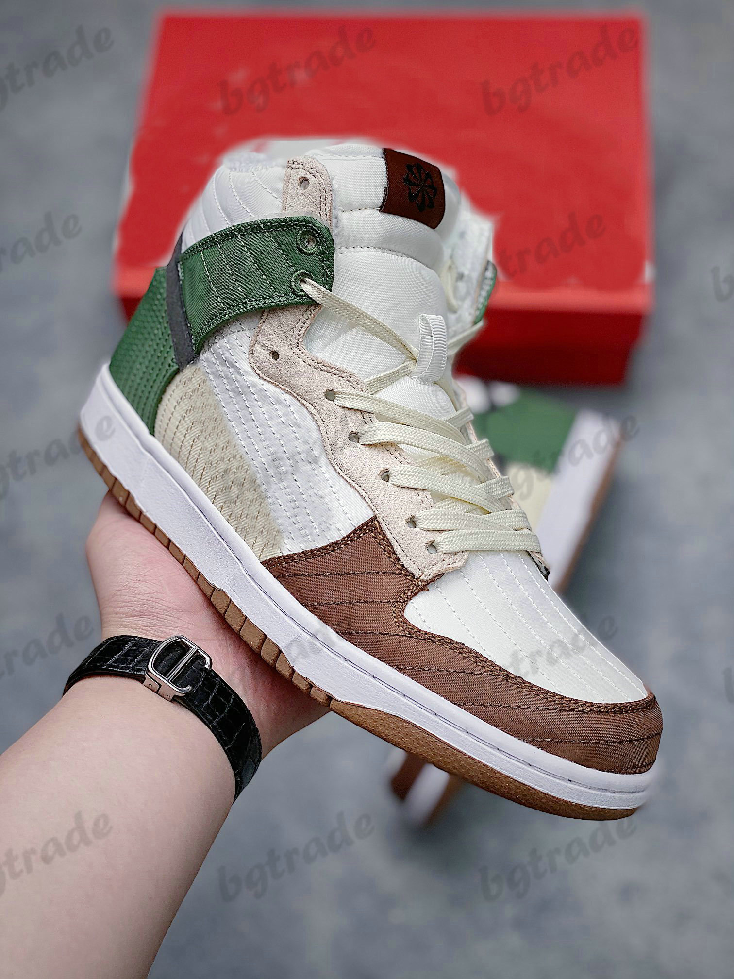 Womens WMNS Dunky High LX NN Toasty Designer Sports Shoes Mens Mix Recycled Fabrics Trainer Sneakers
Womens WMNS Dunky High LX NN Toasty Designer Sports Shoes Mens Mix Recycled Fabrics Trainer Sneakers