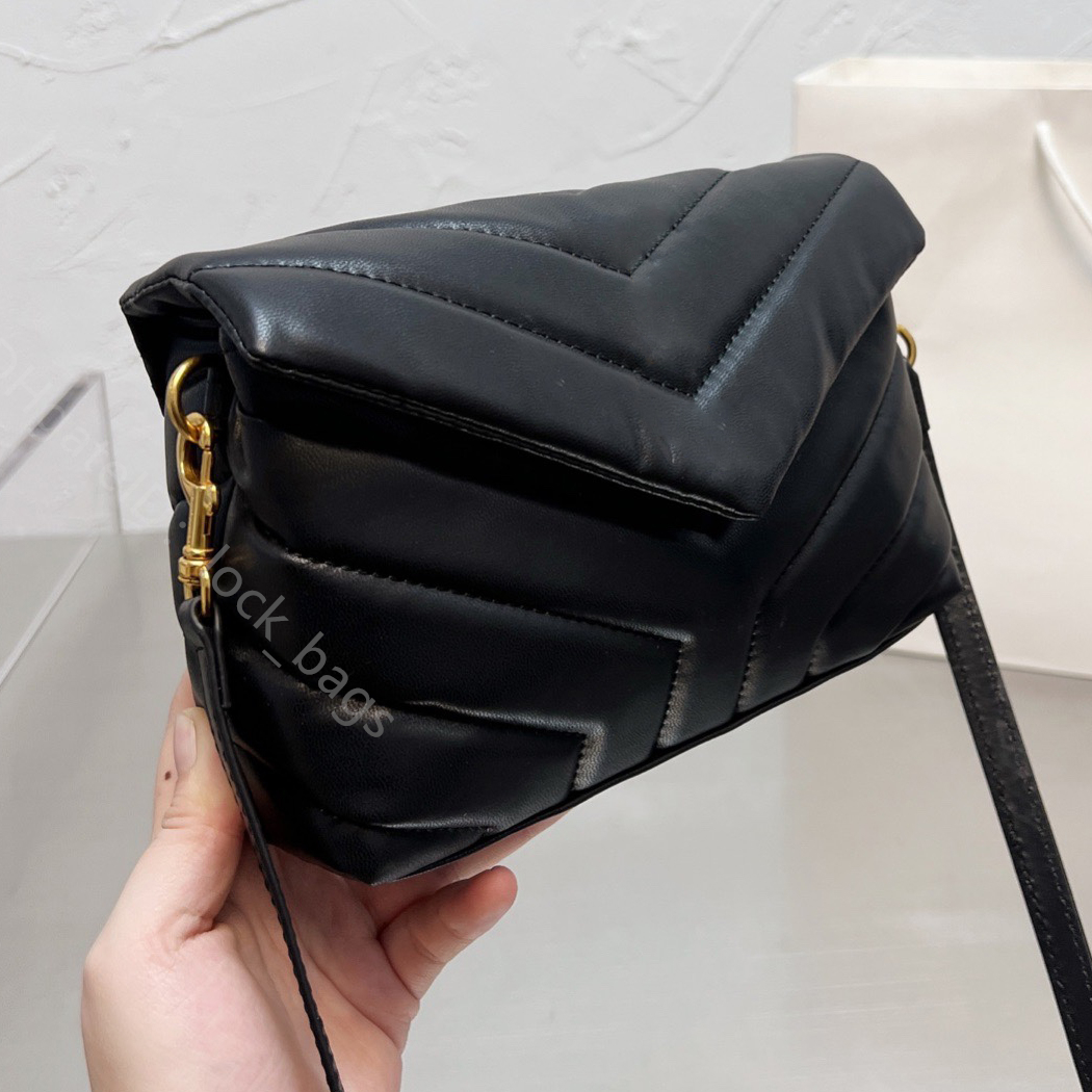 Designer women Cloud bags lady fashion famous Quilted Envelope messenger handbags shoulder cross body flaps bag totes purse wallets, Color q
Designer women Cloud bags lady fashion famous Quilted Envelope messenger handbags shoulder cross body flaps bag totes purse wallets, Color q