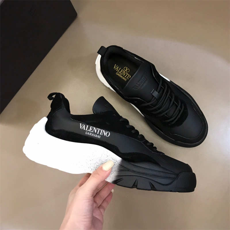 2021 New Valentinoes Top Quality Designer Mens Casual Shoes Fashion Genuine Leather Sneakers Luxury Trainers em64250-1
2021 New Valentinoes Top Quality Designer Mens Casual Shoes Fashion Genuine Leather Sneakers Luxury Trainers em64250-1