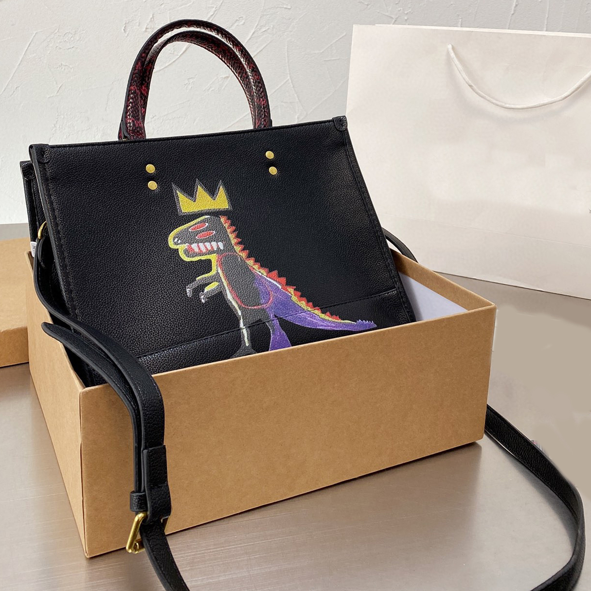 Totes Shopping Bag Dinosaur Crtoon Fashion Shoulder Luxury Designer Brand Letter Bags Handbags High Quality Purse Phone Bag Womens Vintage Cross body Lady, No bags
Totes Shopping Bag Dinosaur Crtoon Fashion Shoulder Luxury Designer Brand Letter Bags Handbags High Quality Purse Phone Bag Womens Vintage Cross body Lady, No bags