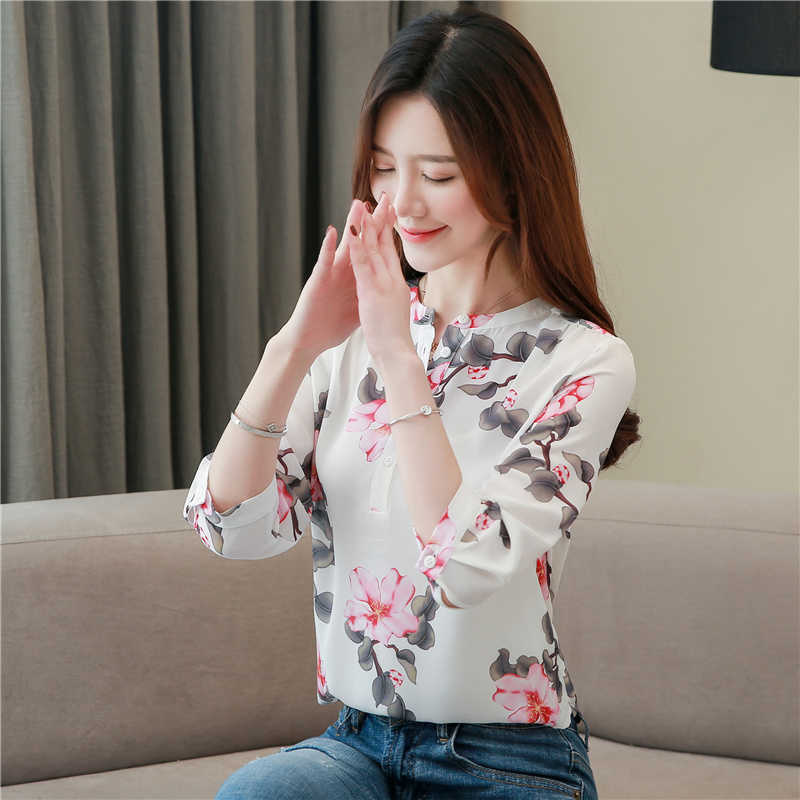 Korean Chiffon Women Blouse Shirts Office Lady Print Shirt Tops Plus Size Woman Floral Blusas Femininas Elegante 210531