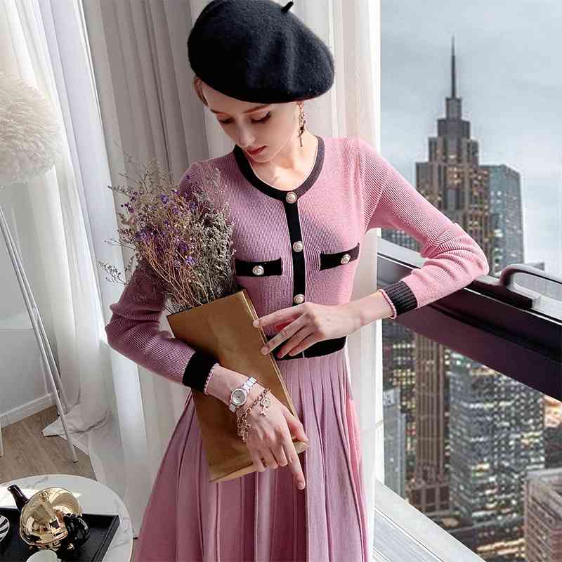 Dabuwawa Elegant Pink Knit Dress Women Autumn Winter O-Neck Long Sleeve Single Breasted Fit and Flare Dress Female DT1DDR010 210520