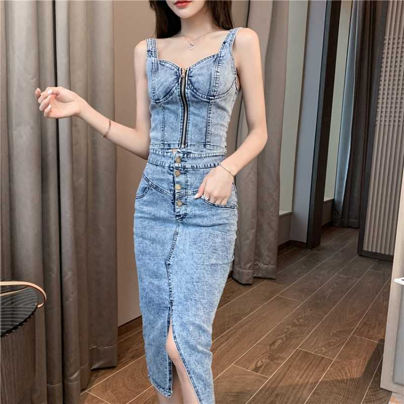Summer Two-piece Set Women Sexy Denim Vest Top + Bodycon Split pencil Skirts Suits for Woman 210526, Photo color
Summer Two-piece Set Women Sexy Denim Vest Top + Bodycon Split pencil Skirts Suits for Woman 210526, Photo color