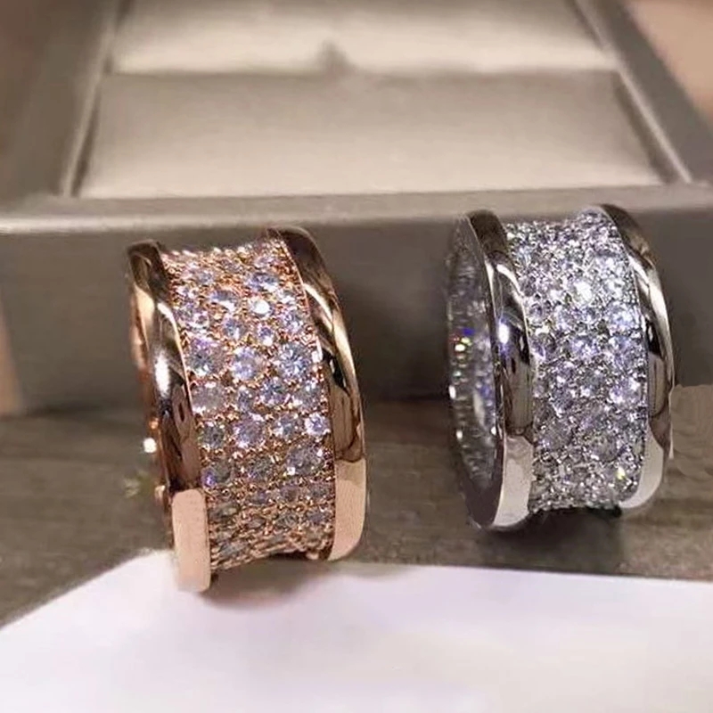 Original Design diamond ring Fashion Luxury Jewelry Women's Men's Rings Couple Gift Wedding Party Accessories
Original Design diamond ring Fashion Luxury Jewelry Women's Men's Rings Couple Gift Wedding Party Accessories